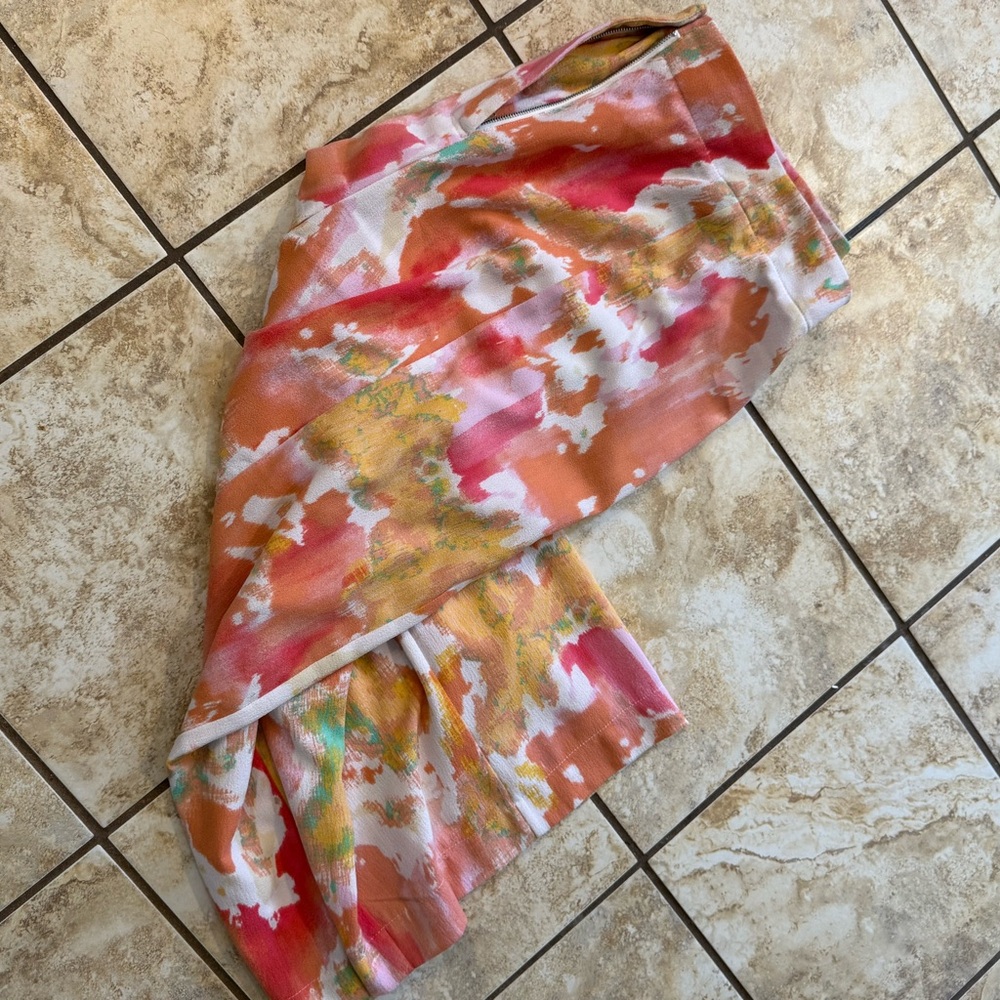 Melissa McCarthy Seven7 Peach Multi Abstract Cropped Wide-Leg Capris - Picture 4 of 4